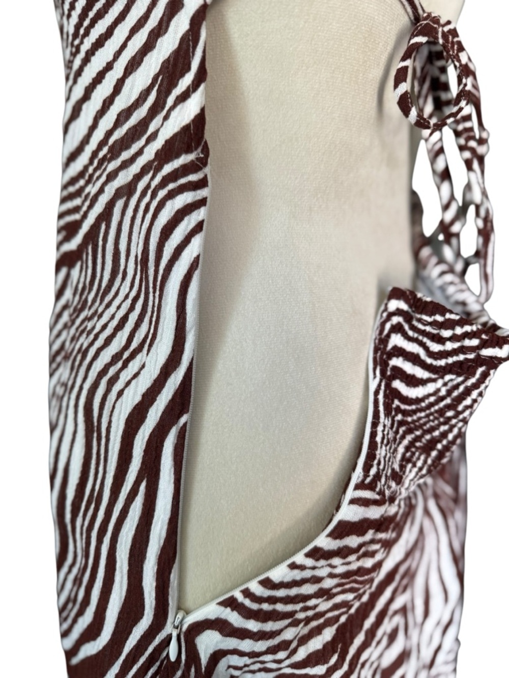 Faithfull the Brand Brown and White Zebra-Print Backless Linen Blend Maxi Dress. - Picture 8 of 16